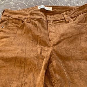 Old Navy corduroys size 12 in brown.